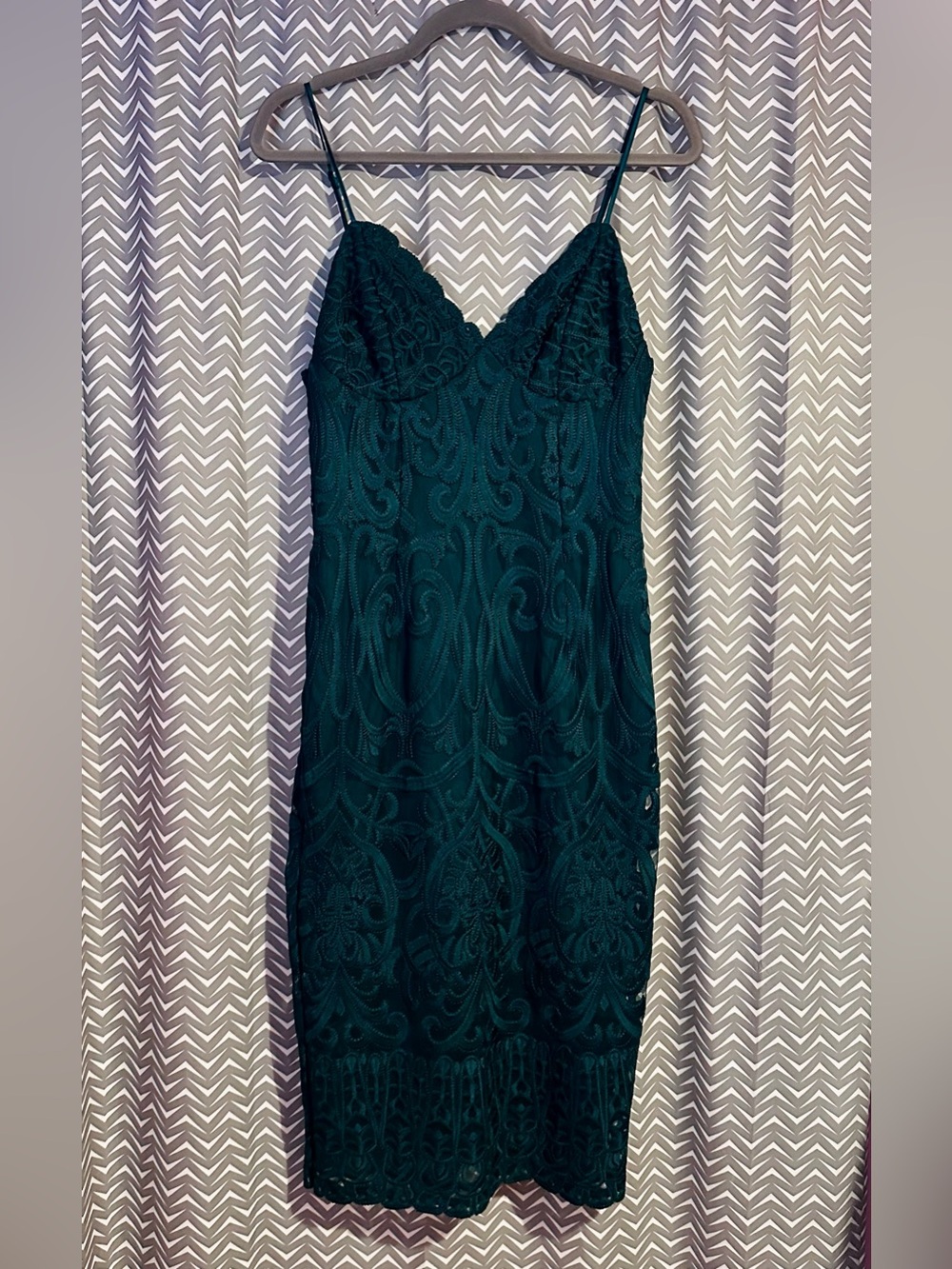 Bardot | Gia Forest Green Lace Bodycon Midi Dress, 8/M - Picture 3 of 9